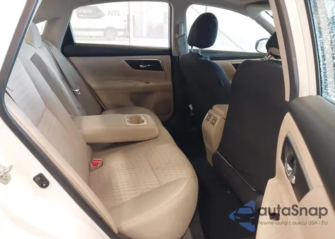 2017 Nissan Altima 2.5 z USA, uszkodzony, nr VIN 1N4AL3AP2HC284160